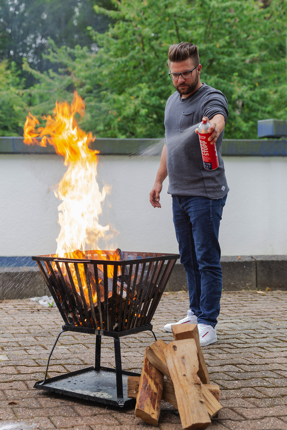 Application example – Fire Extinguisher Spray