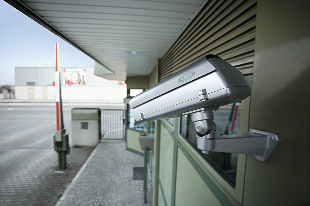 Outdoor Housing with heating and power supply Profiline Example of application