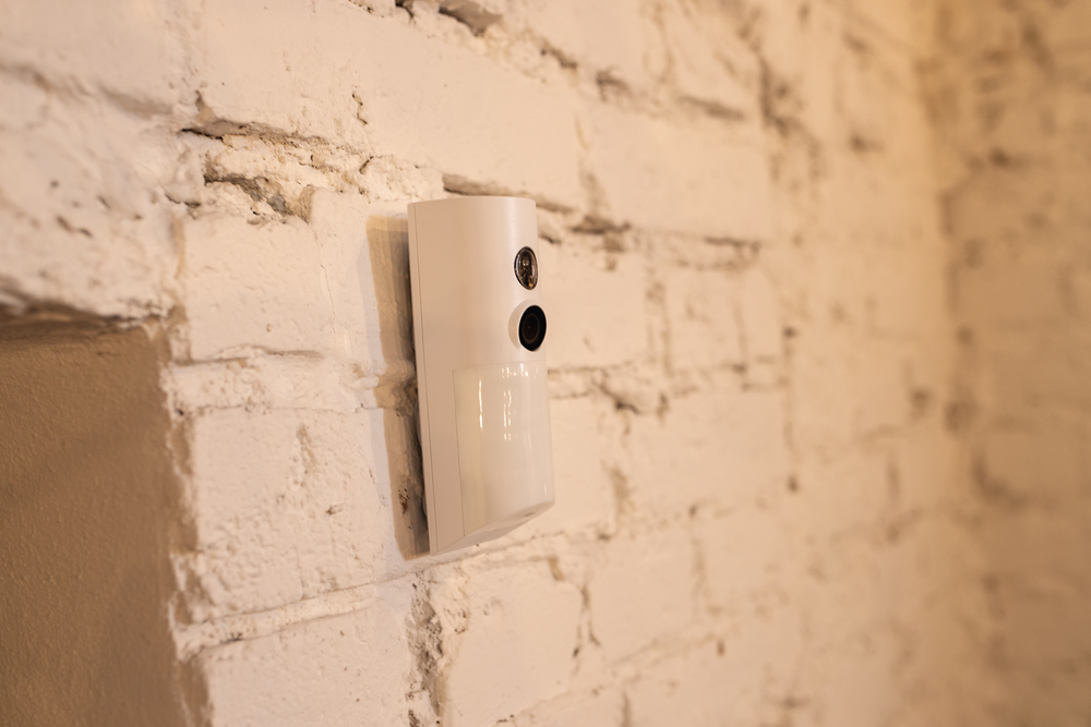 detecteur de mouvement avec camera sans fil Comfion