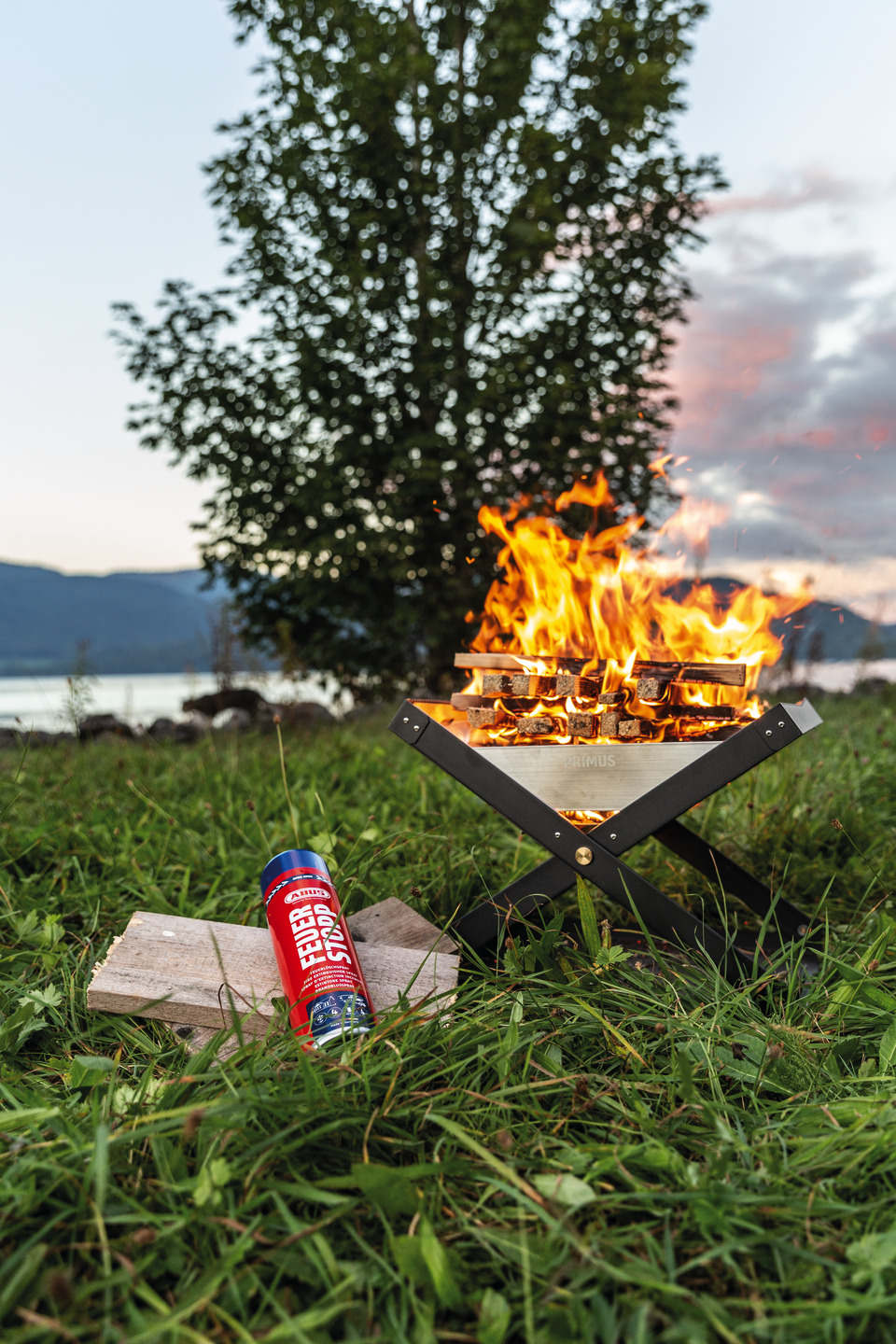 Application example – Fire Extinguisher Spray around the campfire
